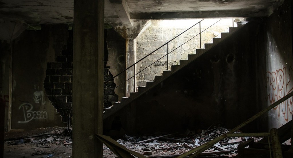 stairs-ruin
